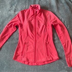 Women's Lululemon pink define jacket size 6